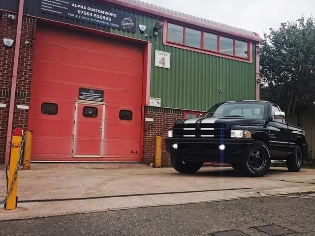 ALPHA Customworx: Automotive Expertise in Dawlish