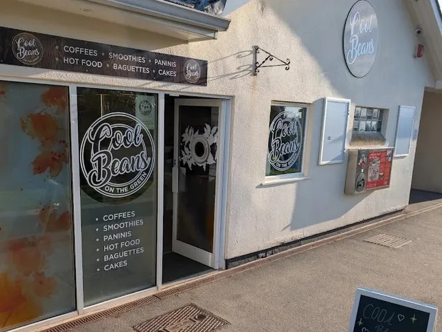 Cool Beans on the Green: Coffee and Light Bites by the Lawn
