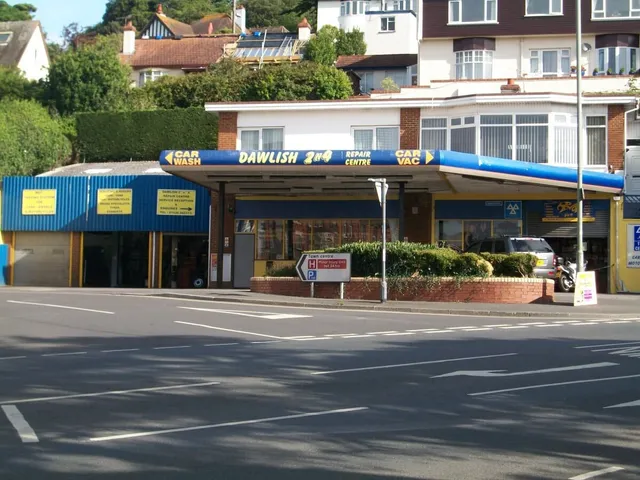 Dawlish 2n4 Repair Centre