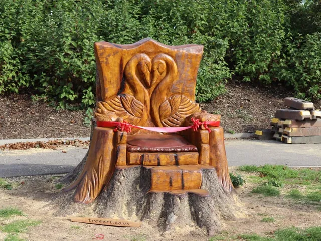 Dawlish’s Fallen Giant Reborn as Swan Throne