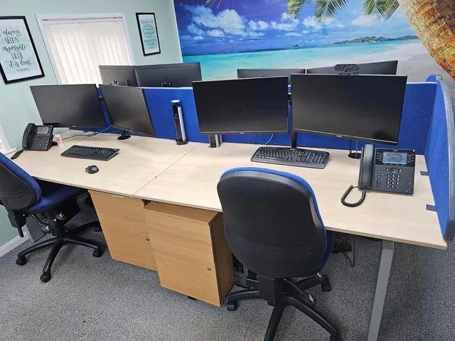 Dawlish Work Hub: Flexible Co-Working in a Coastal Setting