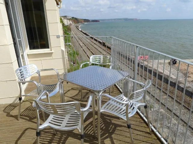 No. 2 Watch House: Beachfront Apartment on Exeter Road