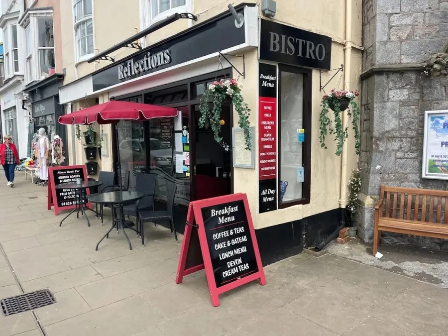 Reflections Bistro