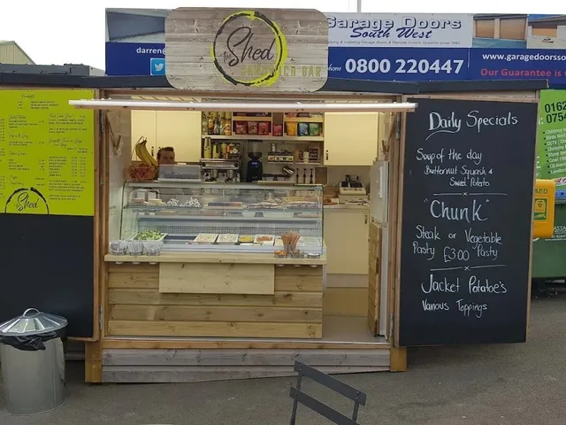 The Shed Sandwich Bar: Fresh Bites Near Dawlish Warren