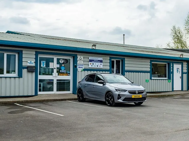 Cofton Motors Starcross: Reliable Vehicle Repair and Servicing